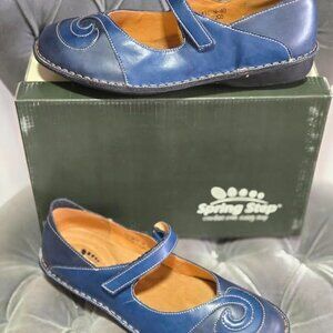 Spring Step Cosmic Navy Leather Mary Jane. Women's Size 37 (US 6.5/7)